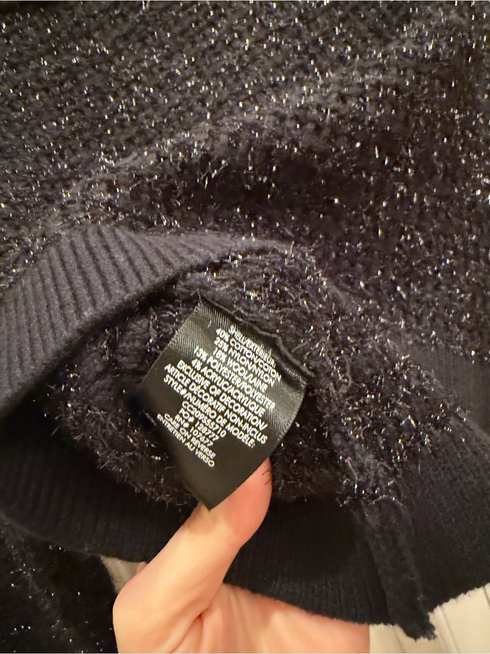 Alice + Olivia New Sparkle Black Cropped Cardigan with Silver Collar. Size XS - Picture 4 of 5
